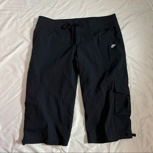 🐈‍⬛ Nike Casual Cargo Capri Pants